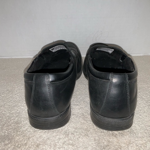 Slip-Ons - Picture 5 of 8